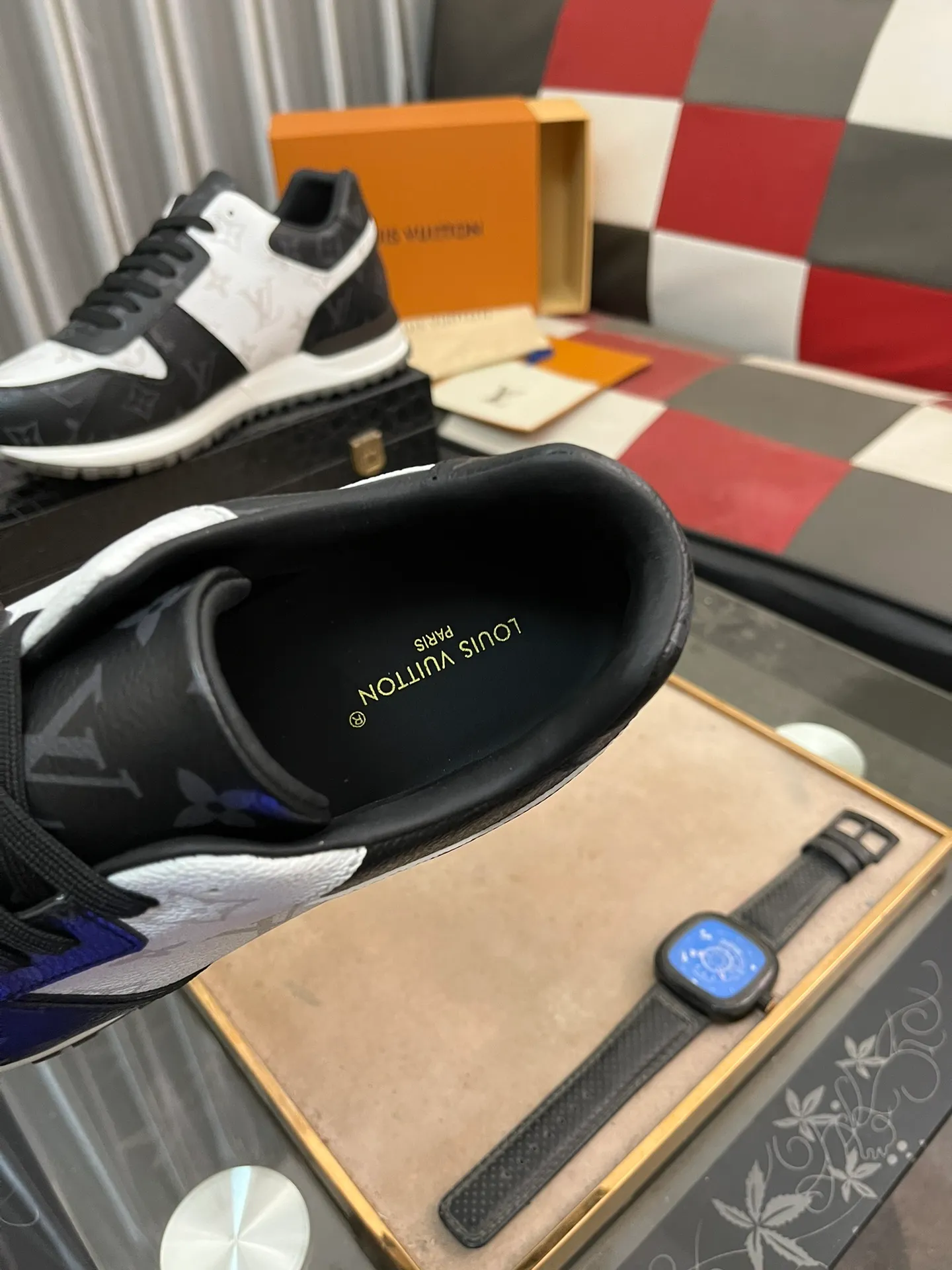 Men's shoes 💰540⌚️⌚️LV Louis Vuitton. The latest fashionable casual shoes are popular in physical stores. New spring and summer comfortable imported custom original cowhide, unique jacquard fabric element design. With sheepskin lining, Lv original base, [sun][sun] high-end packaging and high quality💪Details determine quality, code number 38-44